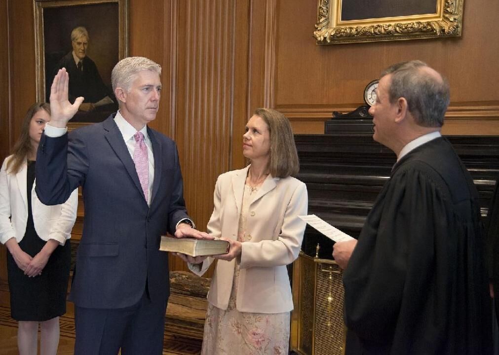 Neil Gorsuch: Early career life